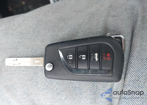 2021 Toyota Corolla Le z USA, uszkodzony, nr VIN JTDEPMAE9MJ177018